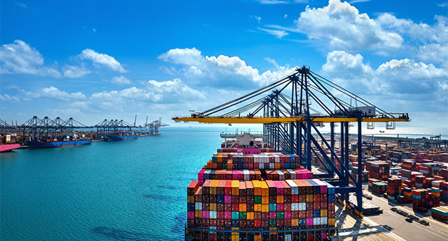 世界の商品を日本に